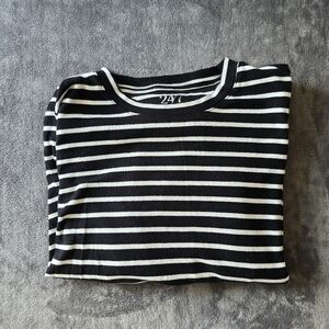 Maurices 24/7 Black And White Striped Super Soft Long Sleeve Size Medium NWOT